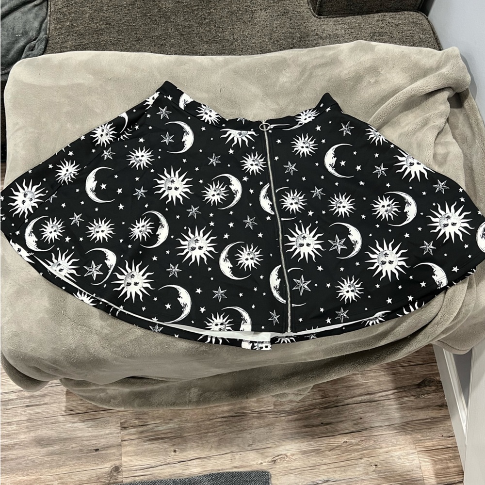 Hot Topic Celestial Circle Skirt